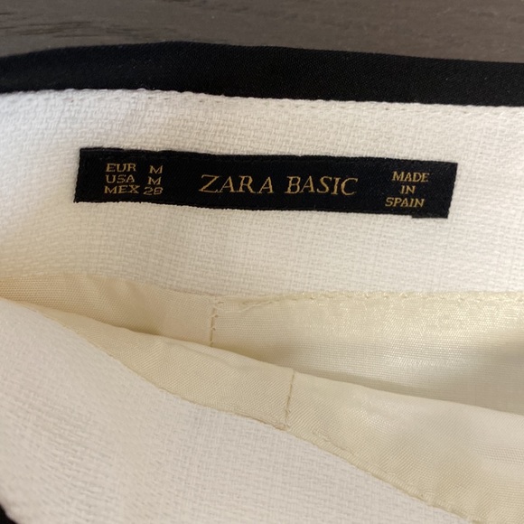 ZARA Boucle Mini Skirt in White, Medium (NWOT) - Picture 4 of 6